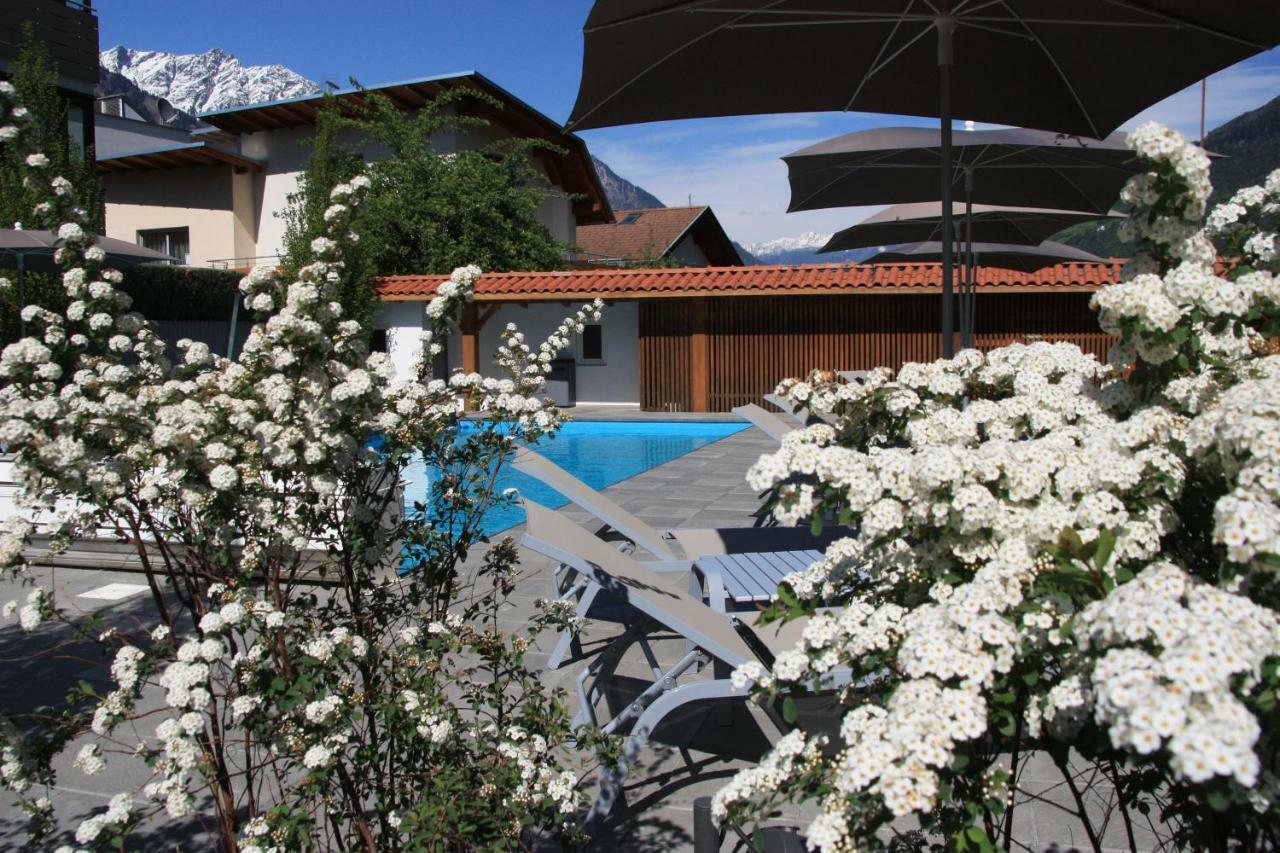 Wohlfuehlhotel Mei Auszeit Plaus Exterior photo